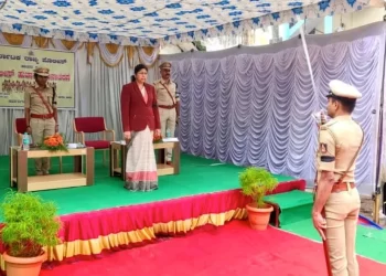 ಹಾಸನ ಜಿಲ್ಲಾ ಪೋಲೀಸರು ಮಡಿದ ವೀರಯೋಧರಿಗೆ ಸನ್ಮಾನ